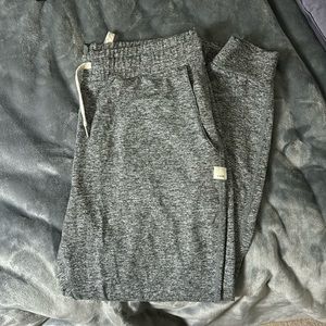 Vuori Performance Joggers